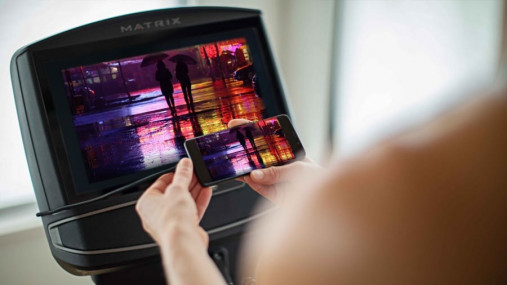 Беговая дорожка домашняя Matrix TF30XIR с 16-дюймовым сенсорным дисплеем