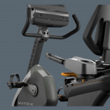 Matrix Performance Premium LED Горизонтальный велотренажер