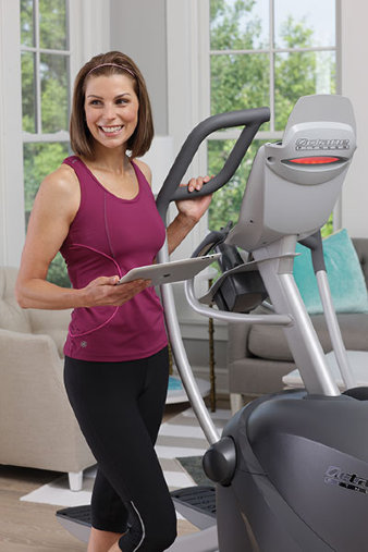 Эллиптический тренажер Octane Fitness Q37xi, система непараллельного движения рукояток