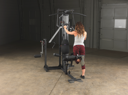 Силовой центр мультистанция Body-Solid G2B со стеком 73 кг и опцией Multi-Hip для проработки бедер, голеней и ягодиц