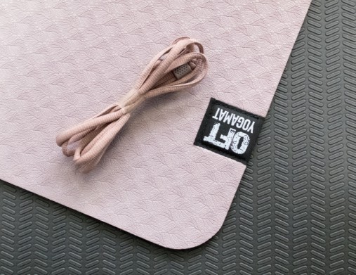 Мат для йоги 6 мм двухслойный темный абрикос-черный Original Fit.Tools